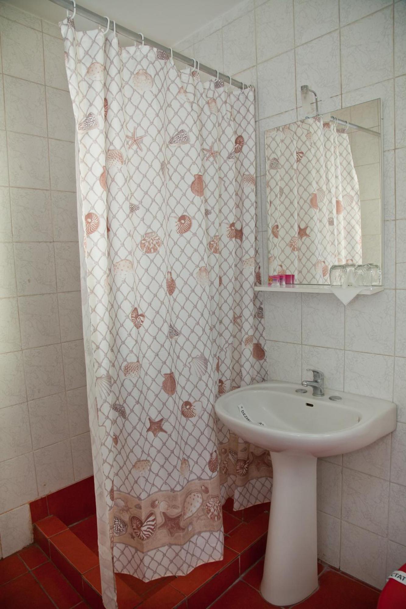 Hotel Metropol Πιτέστι Δωμάτιο φωτογραφία