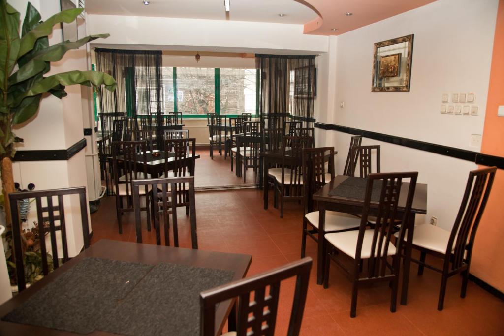 Hotel Metropol Πιτέστι Εξωτερικό φωτογραφία