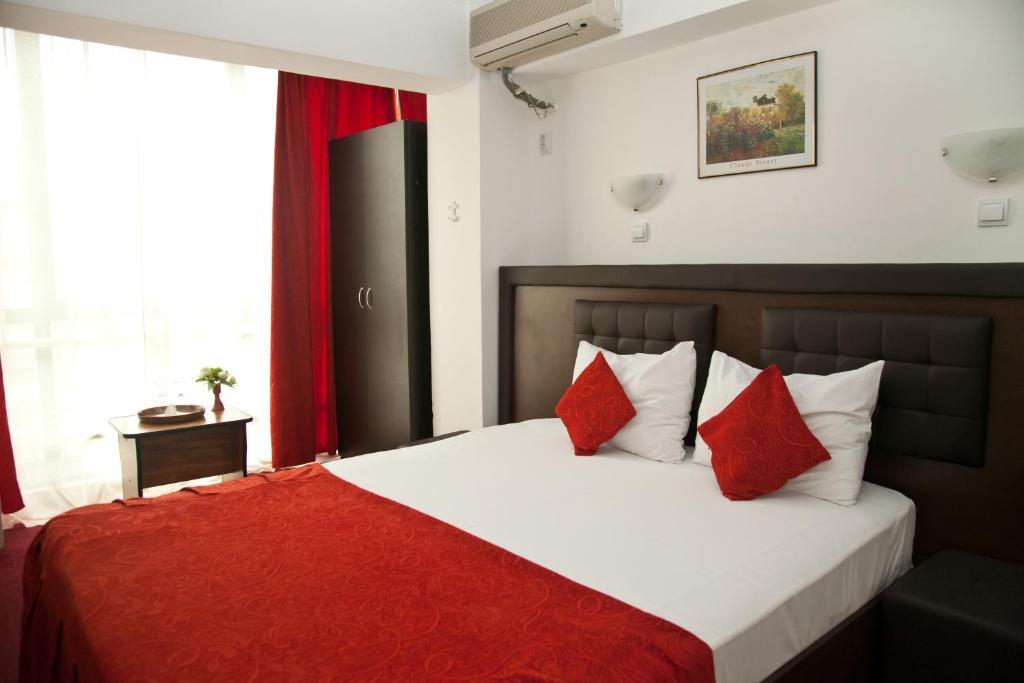 Hotel Metropol Πιτέστι Εξωτερικό φωτογραφία
