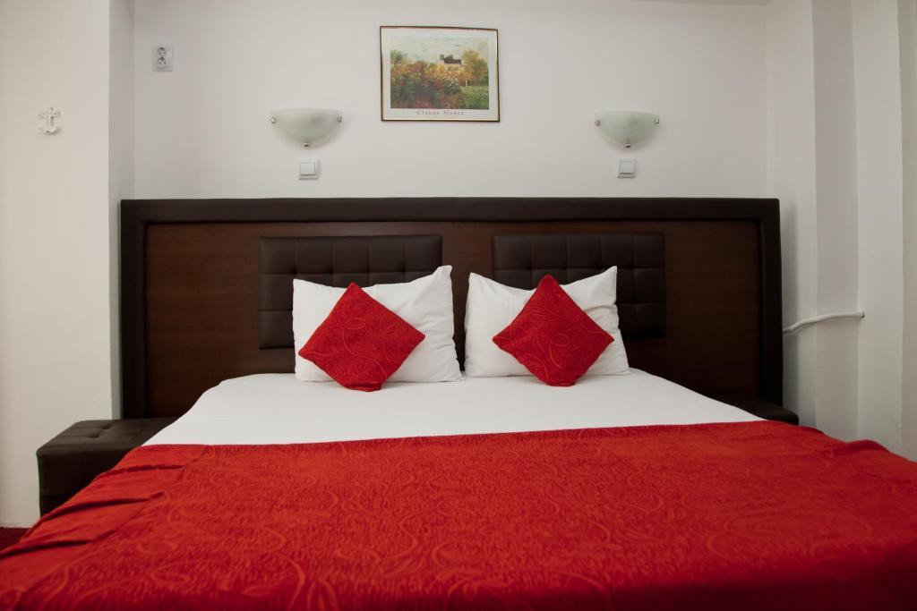 Hotel Metropol Πιτέστι Εξωτερικό φωτογραφία