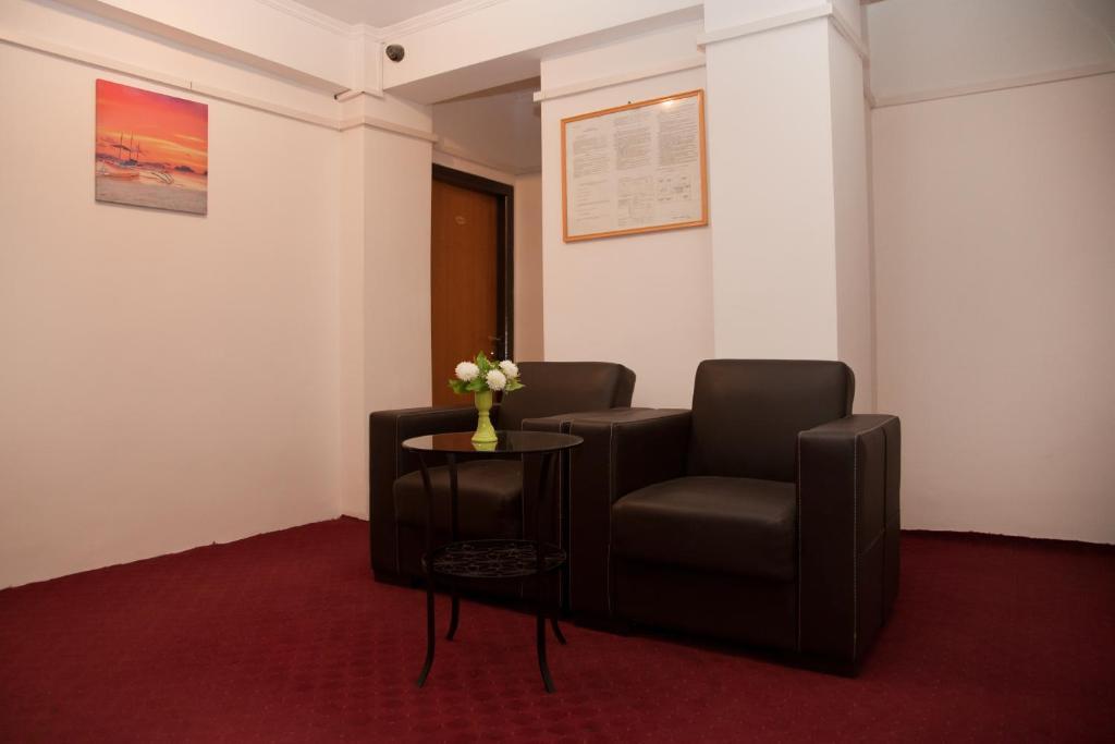Hotel Metropol Πιτέστι Εξωτερικό φωτογραφία